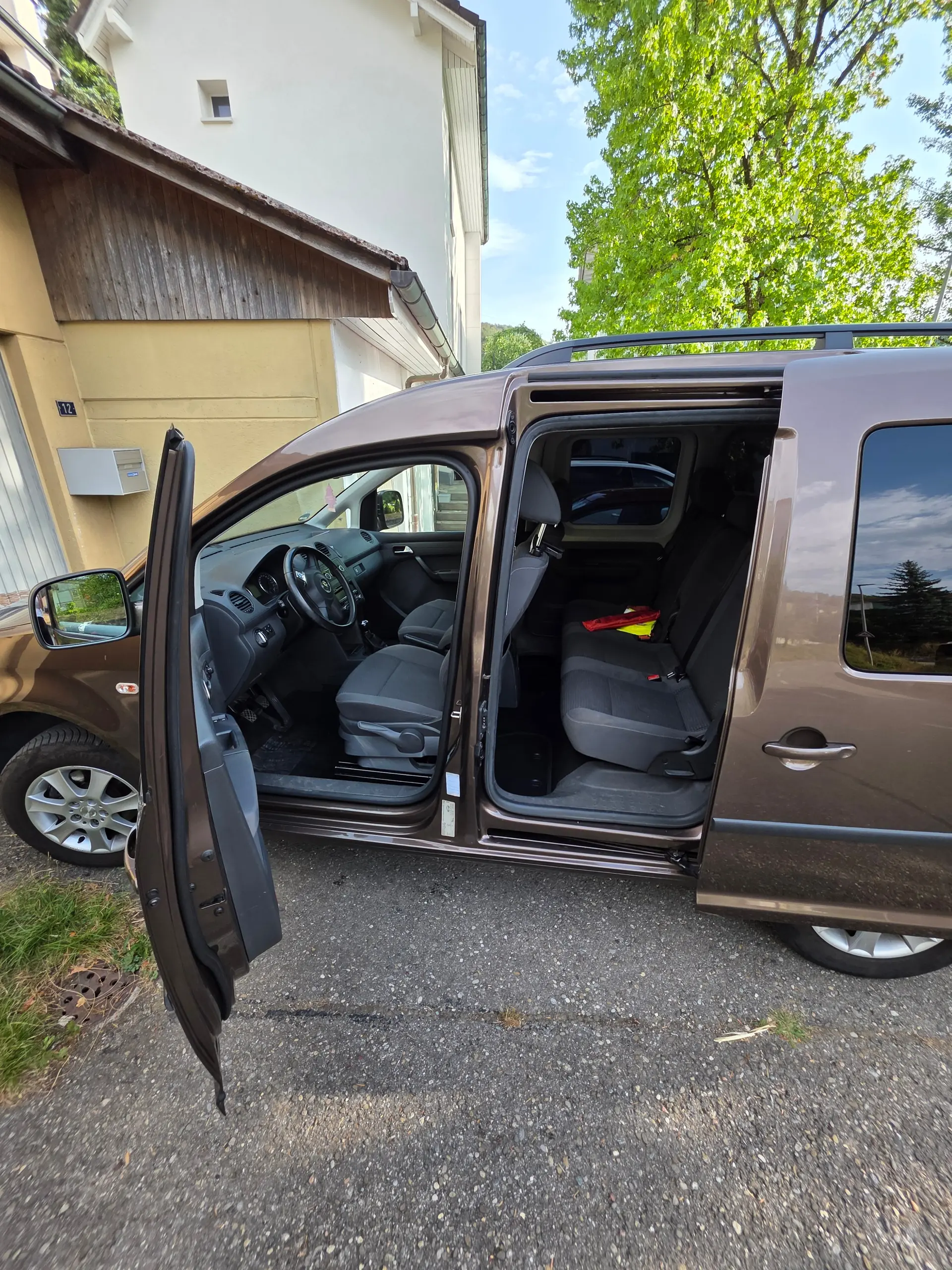 Volkswagen Caddy 2011 occasion Zuzgen — 5