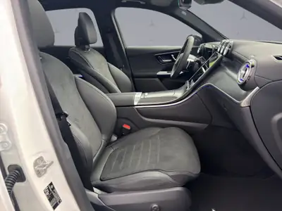 Mercedes-Benz GLC 220 d AMG Line 4MATIC — Diesel hybride rechargeable, 20 km à l'essai — Miniature 17