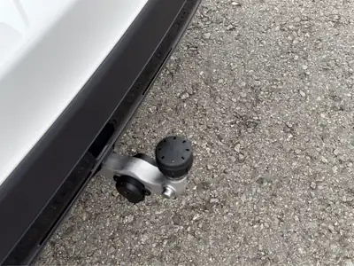 Mercedes-Benz GLC 220 d AMG Line 4MATIC — Diesel hybride rechargeable, 20 km à l'essai — Miniature 20