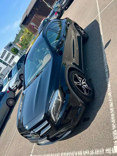 Mercedes-Benz GLA 220 d 4Matic — SUV compact diesel, traction intégrale et consommation maîtrisée — vue extérieure