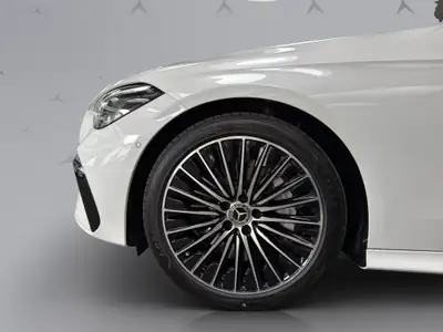 Mercedes-Benz CLE 450 AMG Line Cabriolet — Décapotable hybride 4MATIC, 20 km seulement — Miniature 19