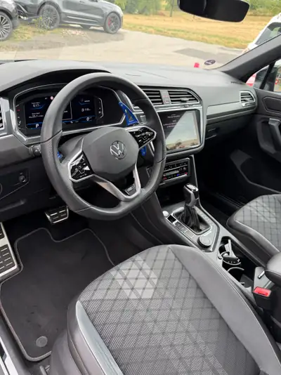 VW Tiguan 2.0 TSI R-Line 4Motion — SUV premium 190 ch, 53'000 km seulement — détail