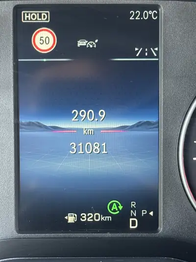 Mercedes-Benz Sprinter 319 CDI Pro — Utilitaire polyvalent 190 ch, charge maximale, faible kilométrage — Miniature 15