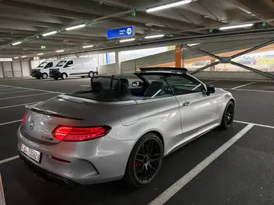 Mercedes-Benz C 63 S AMG Cabriolet — 510 ch, prestige découvrable et performances extrêmes — Außenansicht