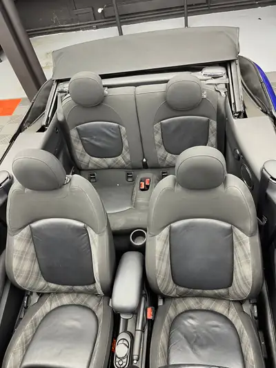MINI Cabrio 2.0i Cooper S — Cabriolet sportif, 60 000 km, transmissions automatique — Miniature 9