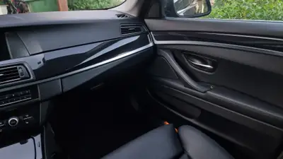 BMW 525d xDrive — Berline Break diesel performante, première main, entretien complet — Miniature 15