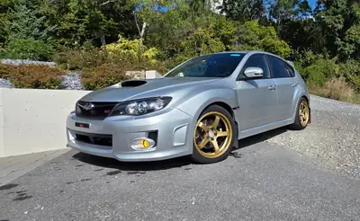 Subaru Impreza 2.5 T Sport — Berline sportive turbo, transmission manuelle, 72000 km — vista esterna