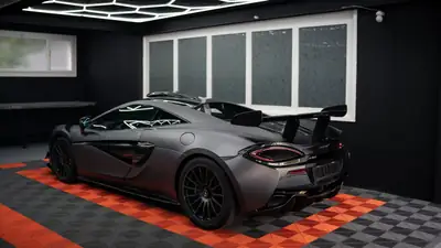 McLaren 620R — Édition limitée 1/225, 620 ch de pure performance — Miniatur 8