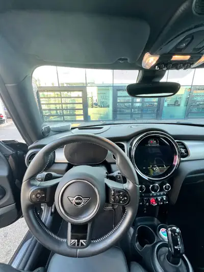 MINI Cooper S 2022 — Sportive urbaine premium, 23'000 km seulement — Detail