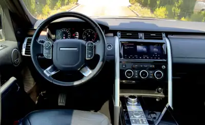 Land Rover Discovery 3.0 TDV6 HSE Luxury — 7 places, diesel performant, 58'200 km — Thumbnail 7