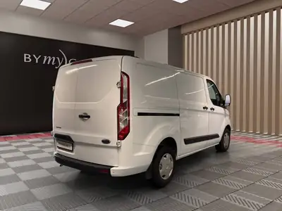 Ford Transit Custom Van 280 L1H1 — Utilitaire polyvalent diesel, 92 000 km — Heckansicht