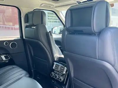 Land Rover Range Rover 4.4 SDV8 Autobiography — SUV prestige diesel, 84000 km seulement — vista posteriore