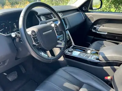 Land Rover Range Rover 4.4 SDV8 Autobiography — SUV prestige diesel, 84000 km seulement — dettaglio