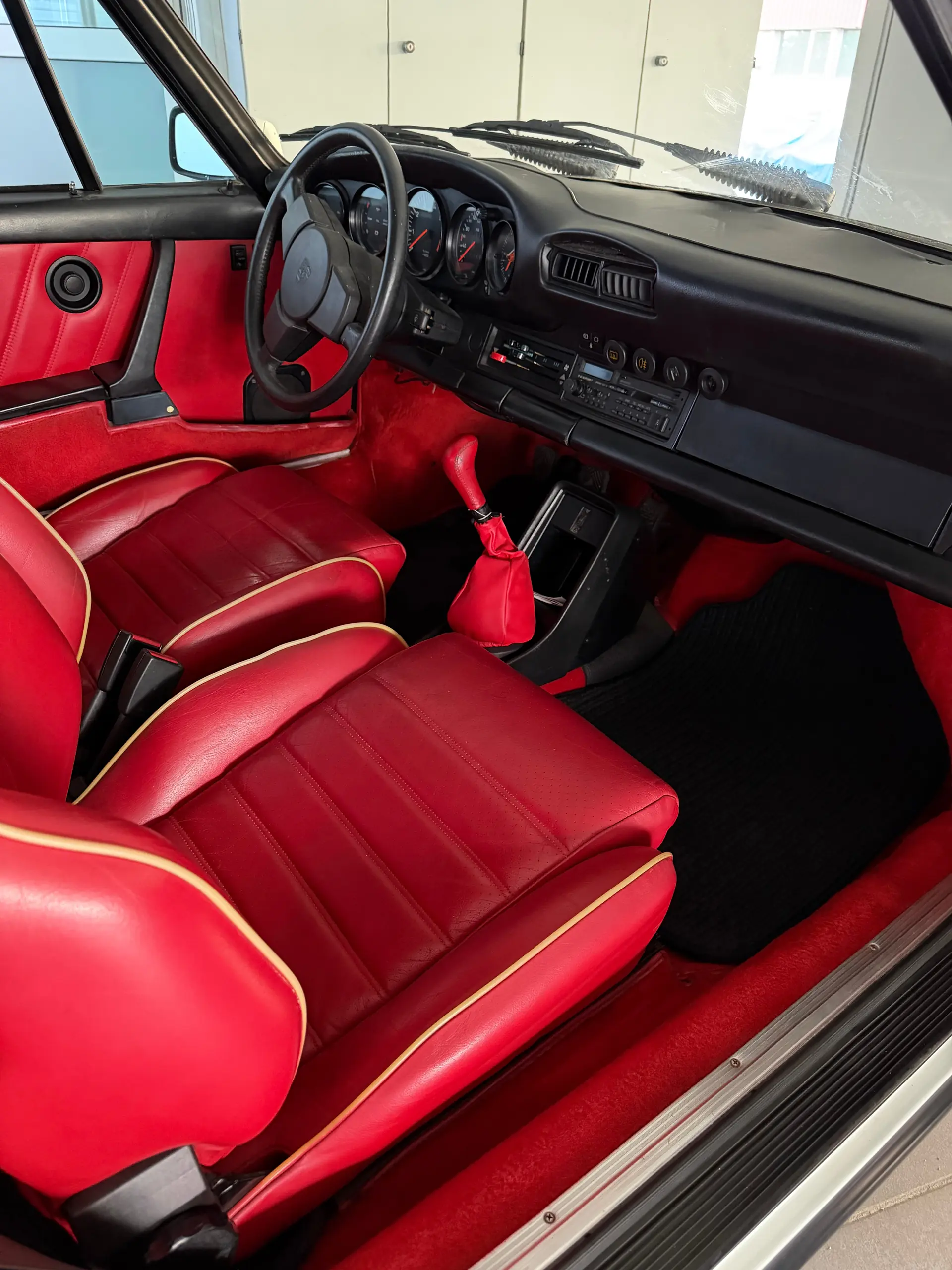 Porsche 911 1984 occasion Denges — 4