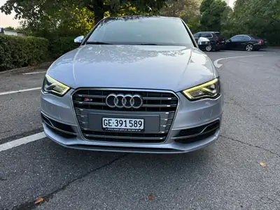 Audi S3 Sportback S-Line 2.0 TFSI — Compacte sportive quattro, 301 ch dynamiques — intérieur