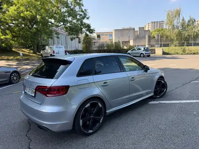 Audi S3 Sportback S-Line 2.0 TFSI — Compacte sportive quattro, 301 ch dynamiques — Miniature 19