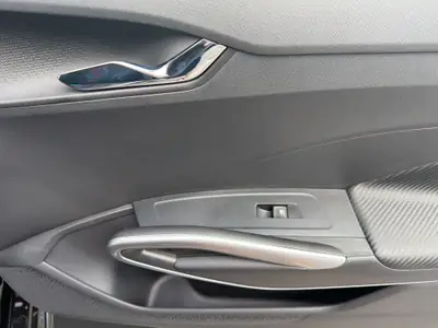 Skoda Fabia 1.5 TSI 130 DSG — Citadine dynamique, garantie 5 ans et faible kilométrage — Miniature 20