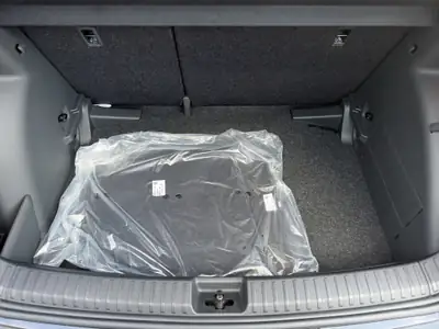 Skoda Fabia 1.5 TSI 130 DSG — Citadine dynamique, garantie 5 ans et faible kilométrage — Miniature 19