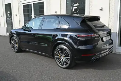 Porsche Cayenne Turbo 2020 — SUV haute performance, 550 ch et garantie Porsche Approved — Miniature 7