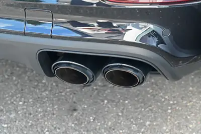 Porsche Cayenne Turbo 2020 — SUV haute performance, 550 ch et garantie Porsche Approved — Miniature 10