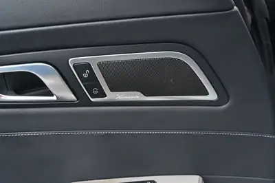 Mercedes-AMG GT C — Coupé sportif 558 ch, entretien récent inclus — Miniature 15