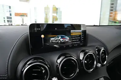 Mercedes-AMG GT C — Coupé sportif 558 ch, entretien récent inclus — Miniature 20