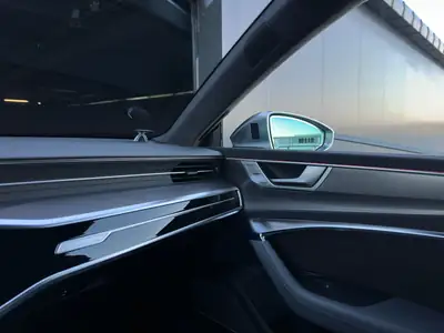Audi RS7 Sportback MHEV 2019 — Berline haute performance, 600 ch hybride rechargeable — Miniature 22
