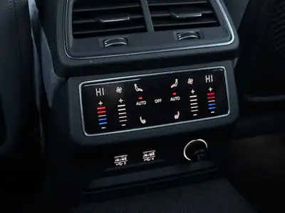 Audi RS7 Sportback MHEV 2019 — Berline haute performance, 600 ch hybride rechargeable — Miniature 25