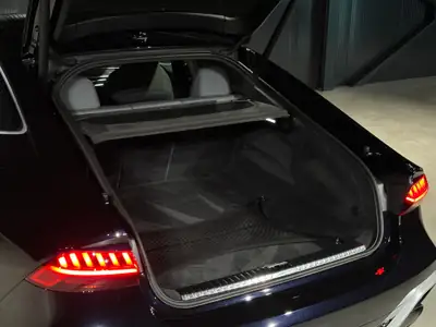 Audi RS7 Sportback MHEV 2019 — Berline haute performance, 600 ch hybride rechargeable — Miniature 27