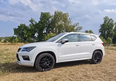 SEAT Ateca 1.5 TSI — SUV compact équipé, première main, entretien complet — vue extérieure