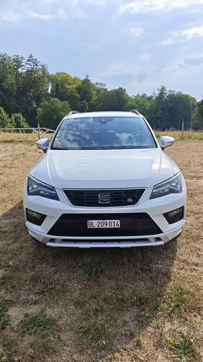 SEAT Ateca 1.5 TSI — SUV compact équipé, première main, entretien complet — arrière