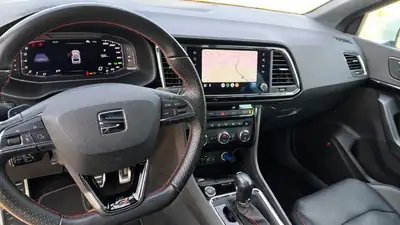SEAT Ateca 1.5 TSI — SUV compact équipé, première main, entretien complet — tableau de bord