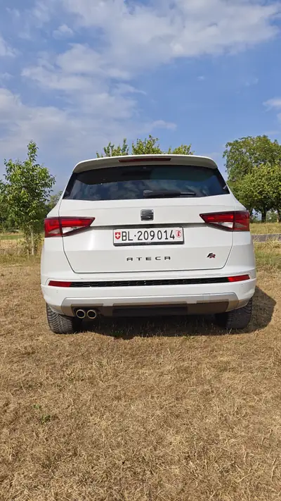 SEAT Ateca 1.5 TSI — SUV compact équipé, première main, entretien complet — intérieur