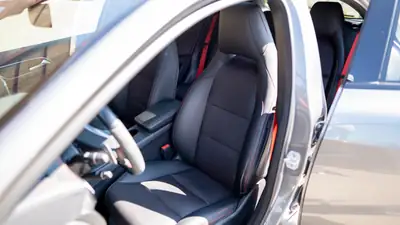 Mercedes-Benz A 45 AMG 4Matic — Performance 360 ch, état d'origine impeccable — tableau de bord