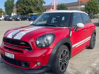 MINI Countryman JCW ALL4 — SUV compact sportif, toit panoramique, transmission automatique — vista esterna