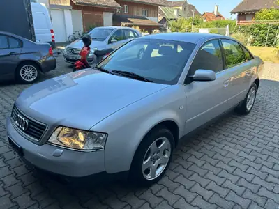 Audi A6 2.8 E V6 30V — Berline élégante, motorisation prestigieuse, 132 500 km seulement — interni