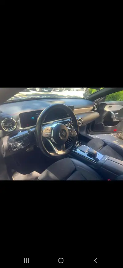 Mercedes-Benz CLA 200 d AMG Line — Berline élégante, diesel économe, 120'000 km — Seitenansicht