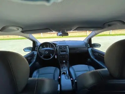 Mercedes-Benz B 200 — Monospace compact fiable, faible kilométrage et contrôle technique valide — Miniatura 12