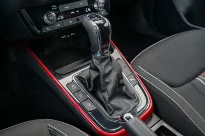 Skoda Fabia 1.0 TSI Monte Carlo DSG — Citadine dynamique, garantie 5 ans, peu kilométrée — Miniature 21