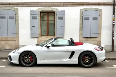 Porsche 718 Boxster GTS 3.4 PDK — Roadster haute performance, 68 200 km, sans sinistre — vue extérieure