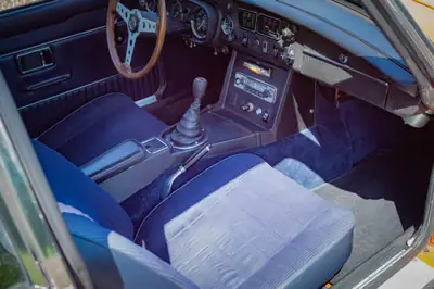 MG MGB GT 1973 — Coupé britannique vintage au moteur révisé, 48 000 km — Miniatura 16