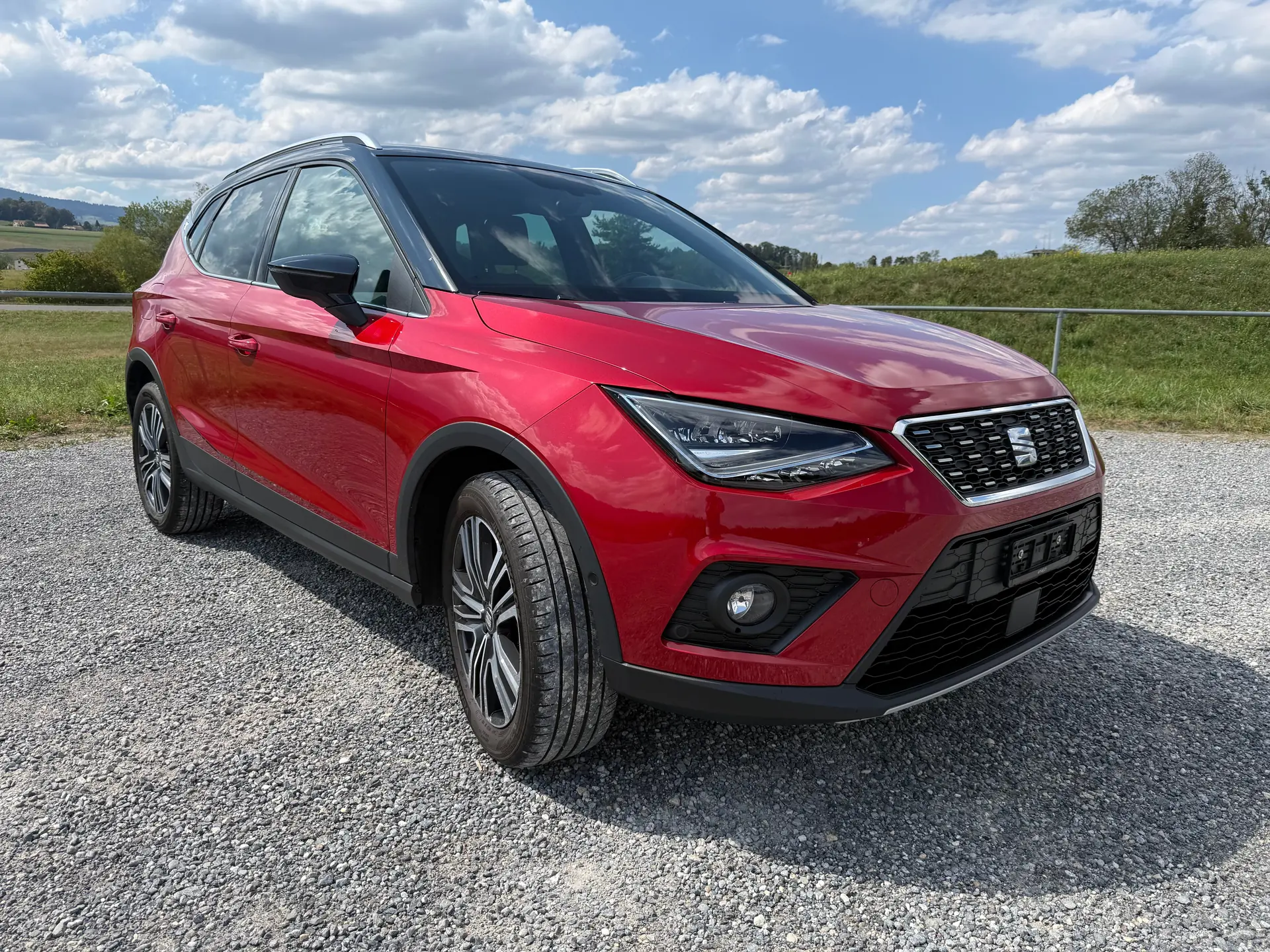 SEAT Arona 1.0 TSI Xcellence — SUV compact sportif, très peu kilométré, équipement premium — Außenansicht