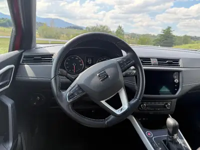 SEAT Arona 1.0 TSI Xcellence — SUV compact sportif, très peu kilométré, équipement premium — Detail