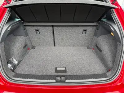 SEAT Arona 1.0 TSI Xcellence — SUV compact sportif, très peu kilométré, équipement premium — Innenraum