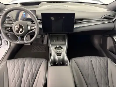 BYD Seal 82,5 kWh Excellence 2026 — Berline électrique performante, garantie 6 ans — Miniature 8