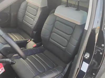 Citroën C3 Aircross 1.2 PureTech 130 — Petit SUV polyvalent, 49 400 km, finition Swiss Edition — détail