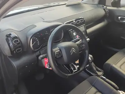 Citroën C3 Aircross 1.2 PureTech 130 — Petit SUV polyvalent, 49 400 km, finition Swiss Edition — Miniature 7