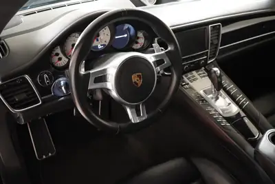 Porsche Panamera 3.0 V6 4S PDK — Berline sportive 420 ch, transmission intégrale — Miniatura 7