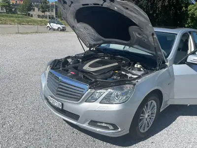 Mercedes-Benz E 350 V6 BlueEF — Berline élégante, suspension pneumatique, faible kilométrage — Miniatura 10