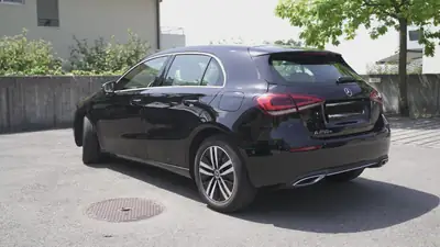 Mercedes-Benz A 250 e Progressive — Hybride rechargeable performante, 28 600 km seulement — arrière
